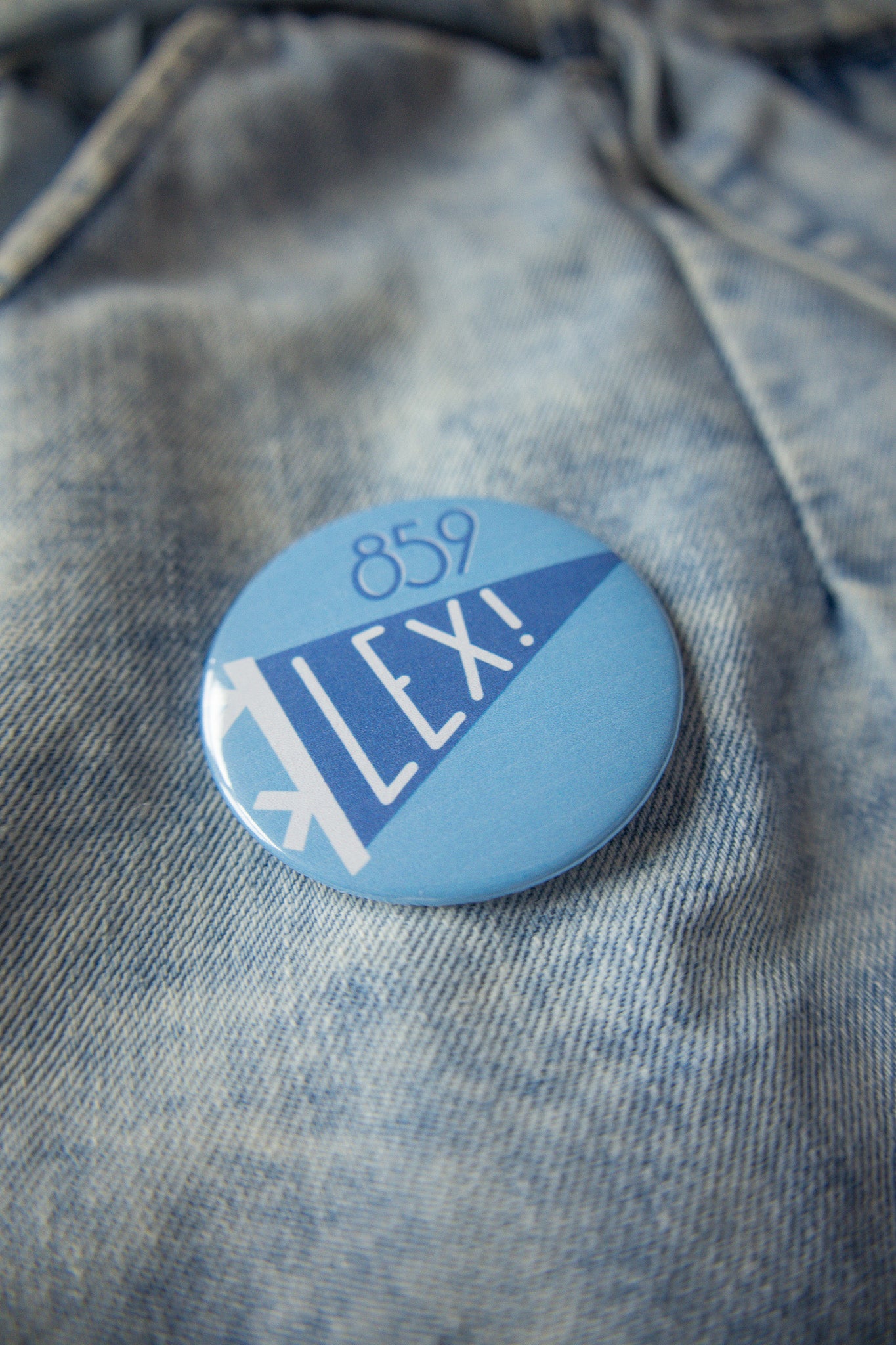 Pennant Customizable Game Day Button