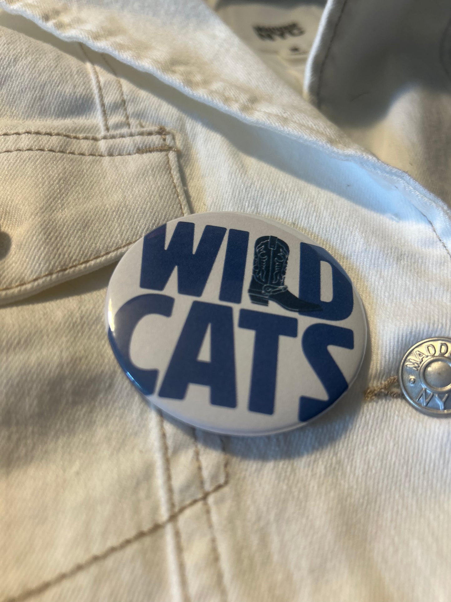Bootin' Mascot Gameday Button